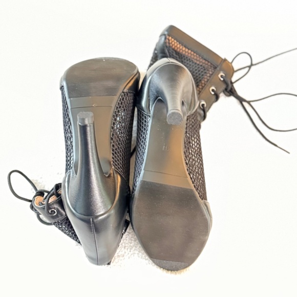 Mesh High High Boots size 6.5 - Picture 6 of 7